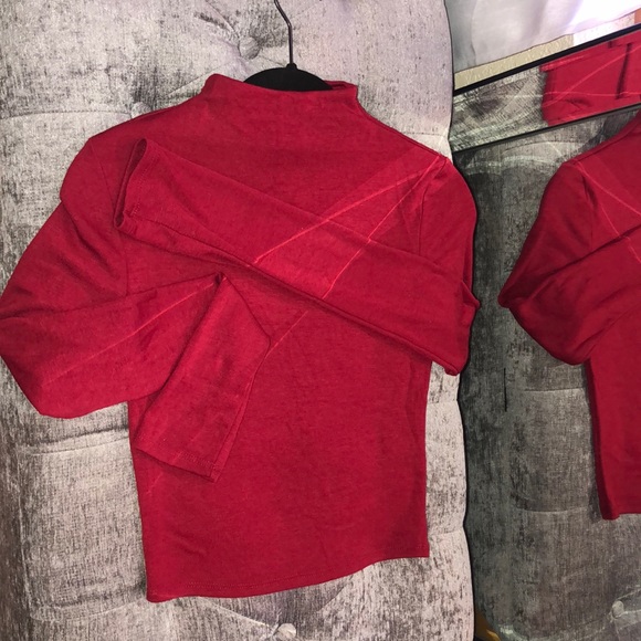 NWT Red Burgandy long sleeve top - Picture 2 of 2